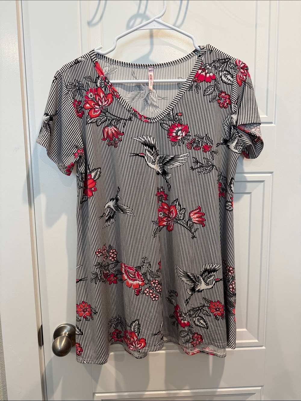 Striped V-Neck Floral Tunic Top in Black & Pink